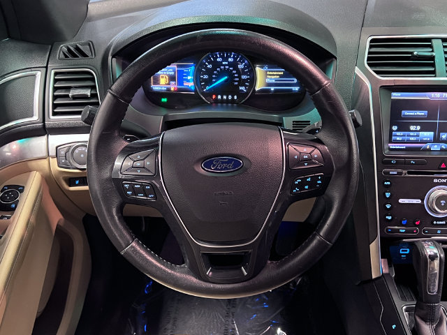 Used 2016 Ford Explorer Limited FWD image 19