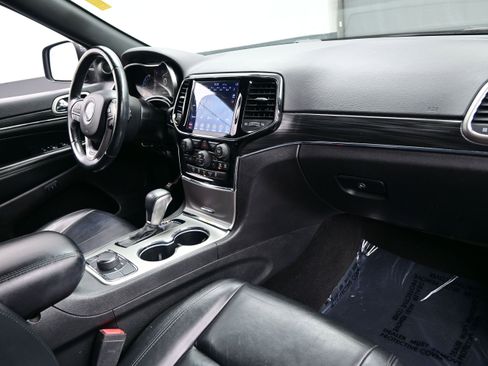 Used 2019 Jeep Grand Cherokee Limited AWD/4WD image 15