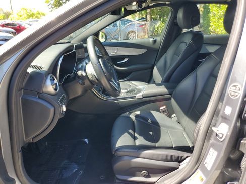 Used 2021 Mercedes-Benz C 300 Sedan w/ Premium Package image 16