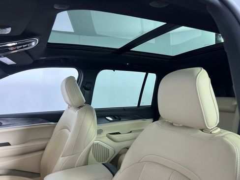 Used 2022 Jeep Grand Cherokee Limited 4xe w/ Luxury Tech Group II image 25