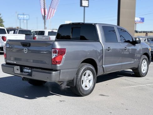 Used 2021 Nissan Titan S w/ S Utility Package image 7