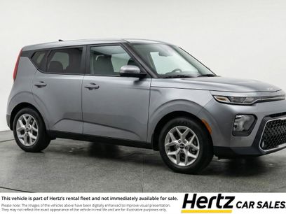 Used 2025 Kia Soul LX w/ LX Technology Package