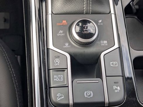 Certified 2023 Kia Sorento SX AWD/4WD image 29