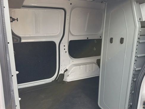 Used 2017 Nissan NV200 SV w/ Technology Package image 17