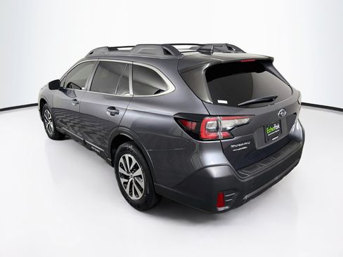 Used 2022 Subaru Outback Premium AWD/4WD image 5