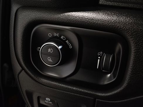 Used 2021 RAM 1500 Big Horn image 15