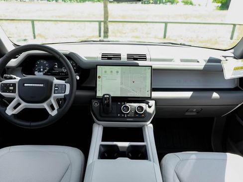 New 2026 Land Rover Defender 110 S AWD/4WD image 15