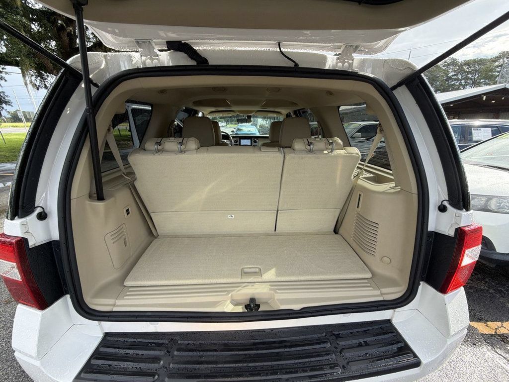 Used 2017 Ford Expedition Limited w/ Equipment Group 301A RWD image 24
