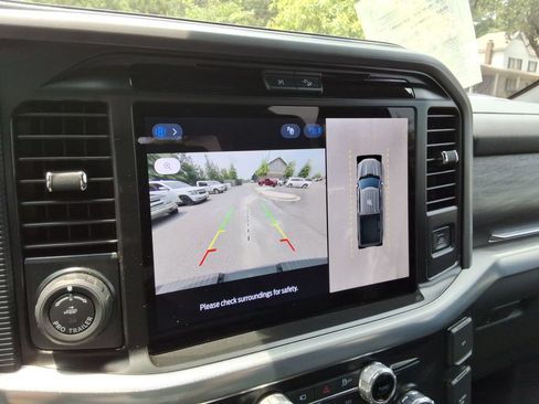 Used 2025 Ford F150 Lariat w/ Equipment Group 502A High AWD/4WD image 33