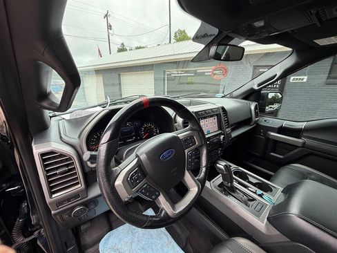 Used 2017 Ford F150 Raptor w/ Equipment Group 802A Luxury AWD/4WD image 10