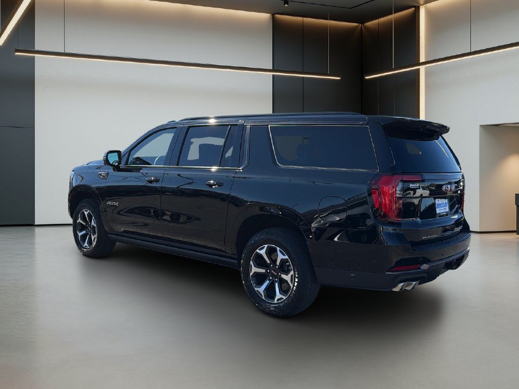 Used 2026 GMC Yukon XL AT4 Ultimate AWD/4WD image 3