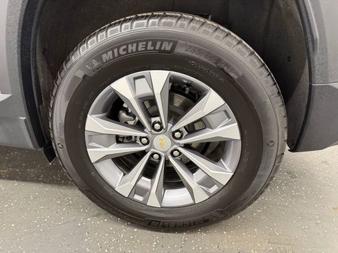 Certified 2025 Chevrolet Equinox LT image 19