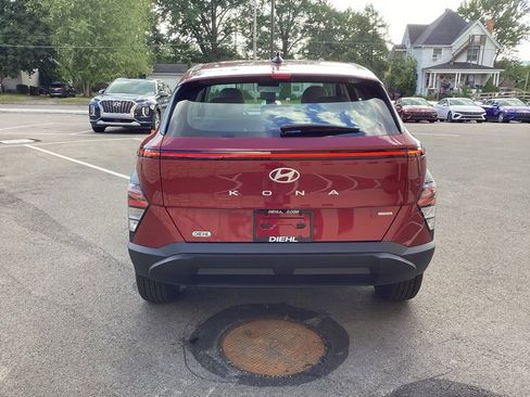 New 2026 Hyundai Kona SE image 6