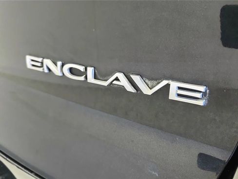Used 2014 Buick Enclave Leather image 17