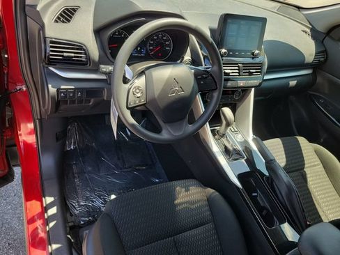 Used 2024 Mitsubishi Eclipse Cross LE AWD/4WD image 15