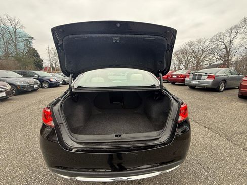 Used 2015 Chrysler 200 Limited image 30