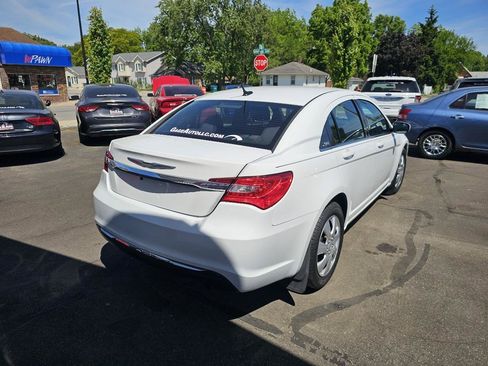 Used 2013 Chrysler 200 LX FWD image 11