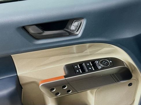 New 2026 Ford Maverick Lariat w/ 4K Tow Package image 18