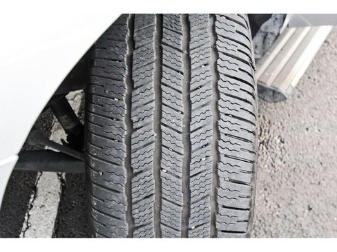 Used 2019 GMC Yukon Denali w/ Denali Ultimate Package image 34