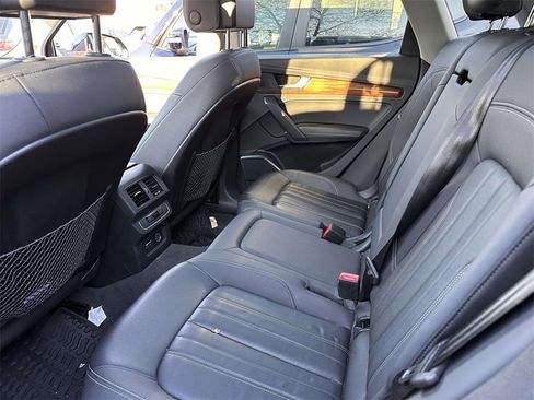 Used 2022 Audi Q5 2.0T Premium Plus w/ Premium Plus Package image 15