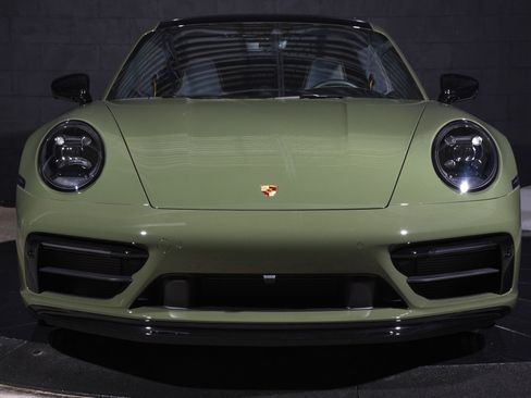 Used 2024 Porsche 911 Carrera GTS RWD image 12