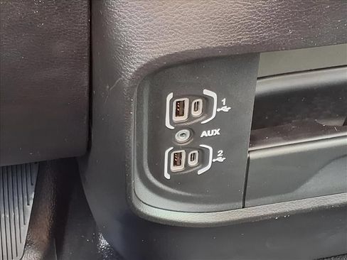 New 2026 RAM 3500 Tradesman AWD/4WD image 15