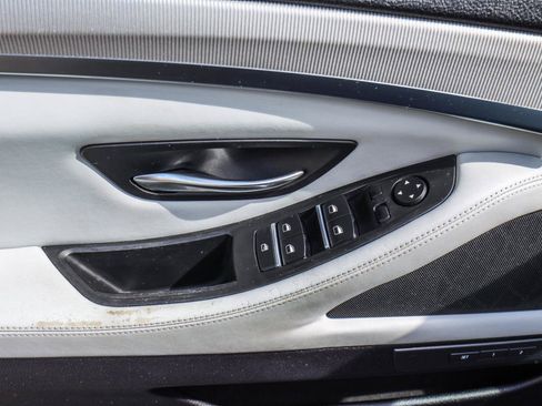 Used 2015 BMW M5 RWD image 38
