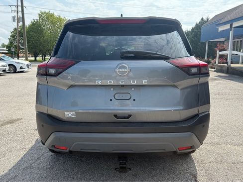 Used 2022 Nissan Rogue S FWD image 5