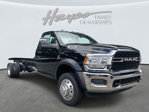 New 2024 RAM 5500 Tradesman image 2