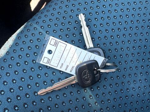 Used 2007 Toyota Yaris 3dr HB Man (Natl) image 11