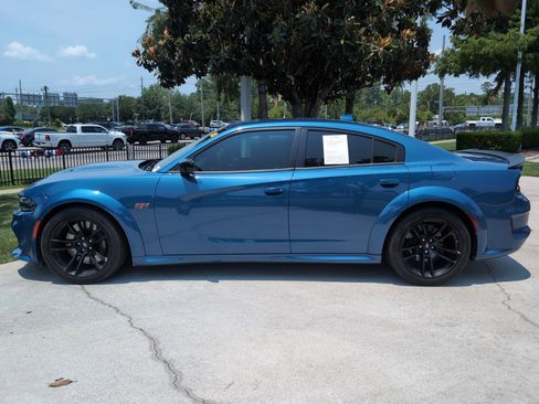 Used 2023 Dodge Charger Scat Pack RWD image 7