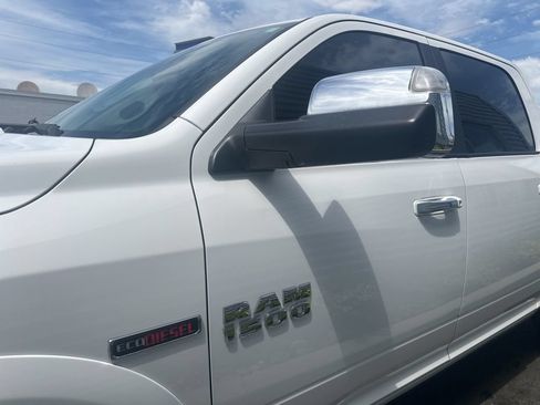 Used 2017 RAM 1500 Laramie w/ Convenience Group AWD/4WD image 12
