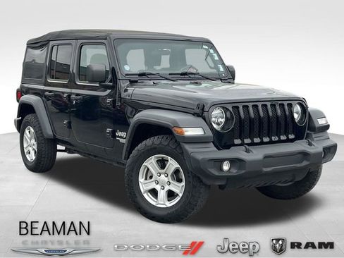 Used 2019 Jeep Wrangler Unlimited Sport S image 1
