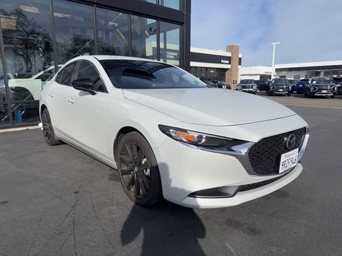 Used 2025 MAZDA MAZDA3 s image 2