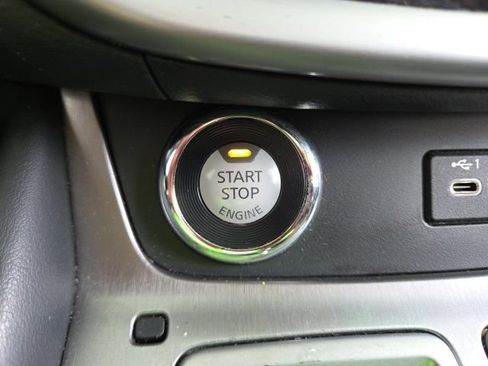 Used 2019 Nissan Murano SL AWD/4WD image 13