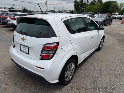 Used 2020 Chevrolet Sonic LT FWD image 5
