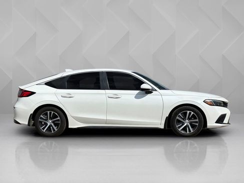 Used 2023 Honda Civic LX image 4