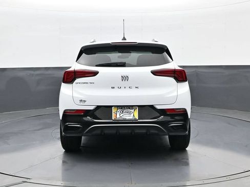 Used 2025 Buick Encore GX Sport Touring FWD image 6
