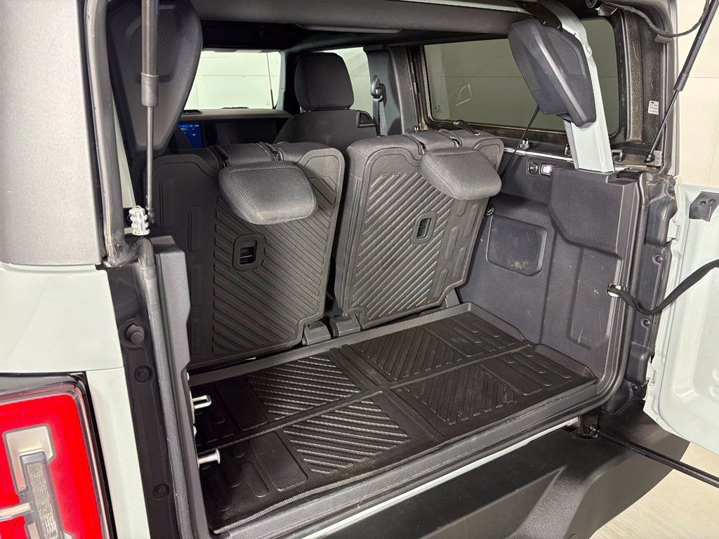 Used 2022 Ford Bronco Wildtrak AWD/4WD image 36