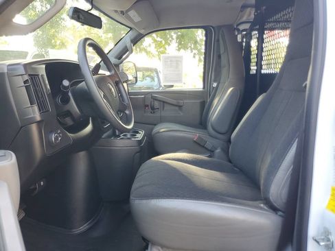 Used 2025 Chevrolet Express 2500 w/ Driver Convenience Package RWD image 14