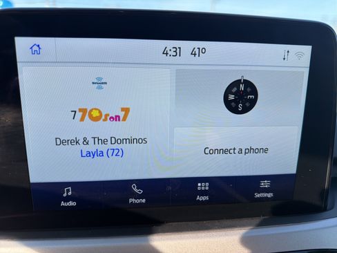 Used 2022 Ford Escape SE w/ SE Sport Appearance Package image 25