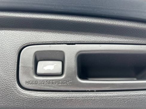 Used 2023 Honda CR-V Sport Touring image 8