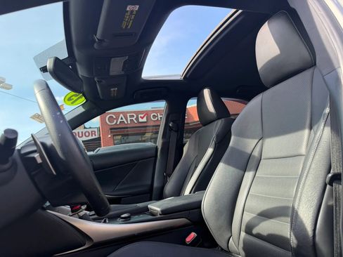 Used 2015 Lexus IS 350 w/ F-Sport Package RWD image 9