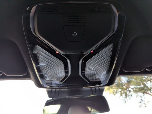 Used 2022 BMW M850i Gran Coupe xDrive w/ M Carbon Exterior Package image 31