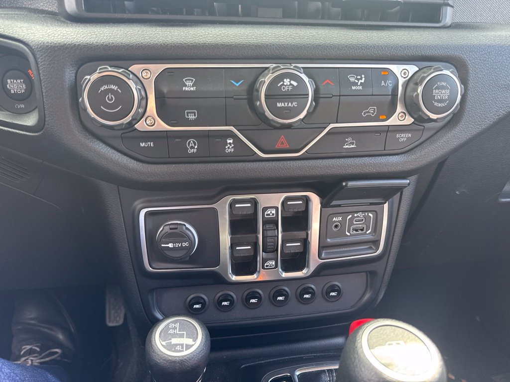 Used 2024 Jeep Gladiator Sport AWD/4WD image 13
