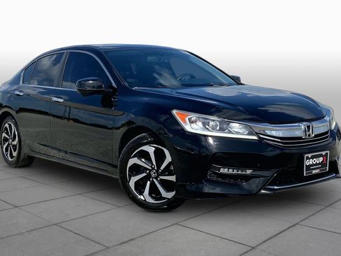 Used 2017 Honda Accord EX-L image 3