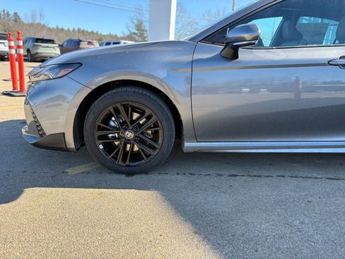 New 2026 Toyota Camry Hybrid image 2