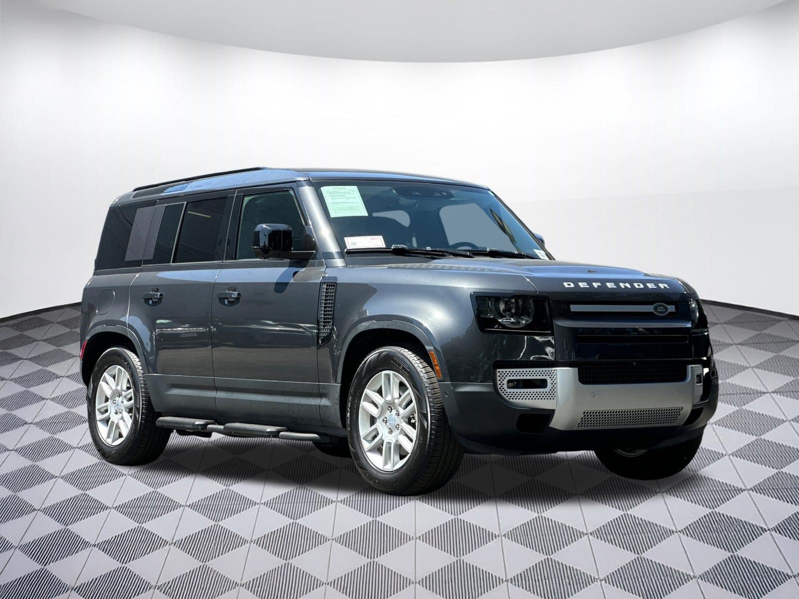Used 2025 Land Rover Defender 110 S AWD/4WD image 6