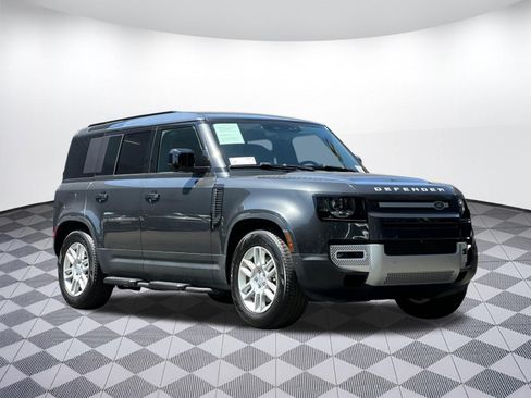 Used 2025 Land Rover Defender 110 S AWD/4WD image 6
