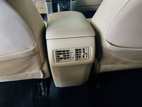 Used 2013 Toyota 4Runner SR5 AWD/4WD image 22